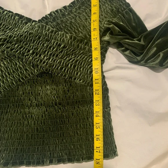 BB Dakota By Steve Madden Velvet Smocked Double V-Neck Top Size S - Picture 7 of 10